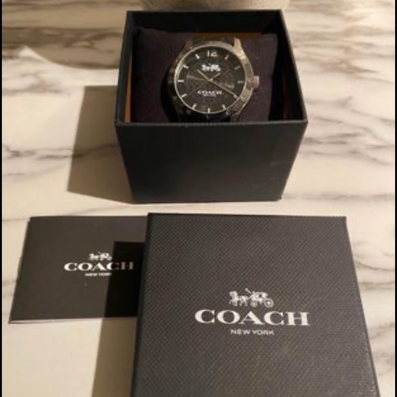 Womens coach watch - Picture 1 of 4